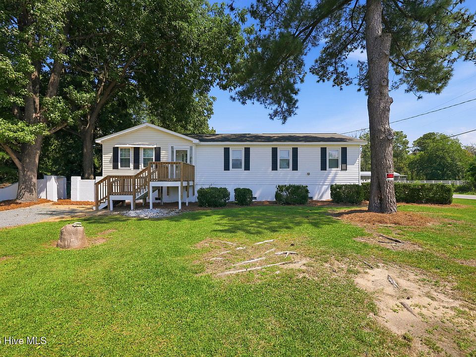 1st image of 17 Old Fort Shores Road