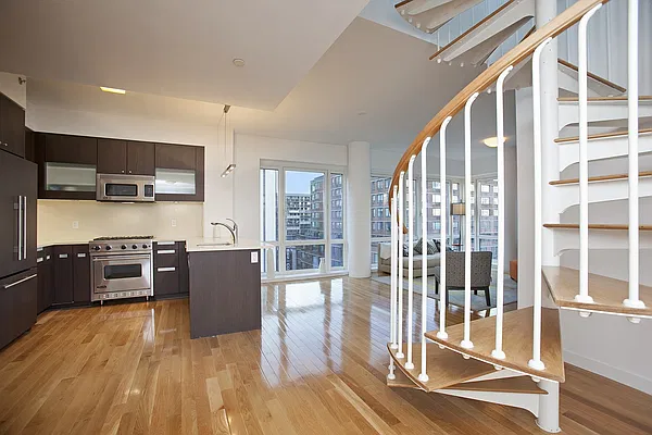 Rented by BLU Real Estate | media 22