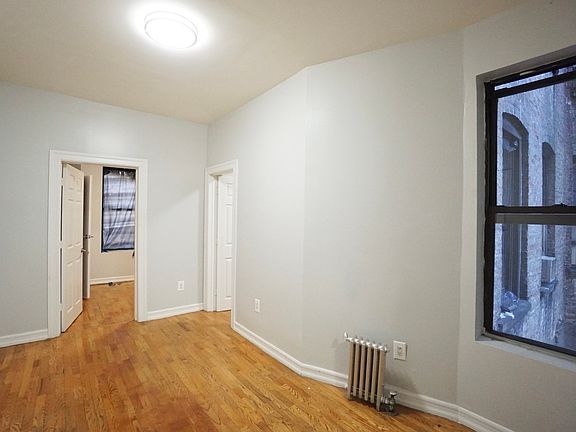 4th image of 27 Audubon Ave APT 2