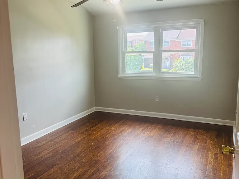 2126 Pitney Rd — Photo 5