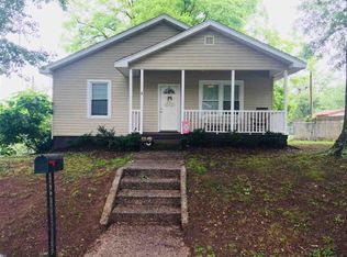 4 2nd St, Inman, SC 29349