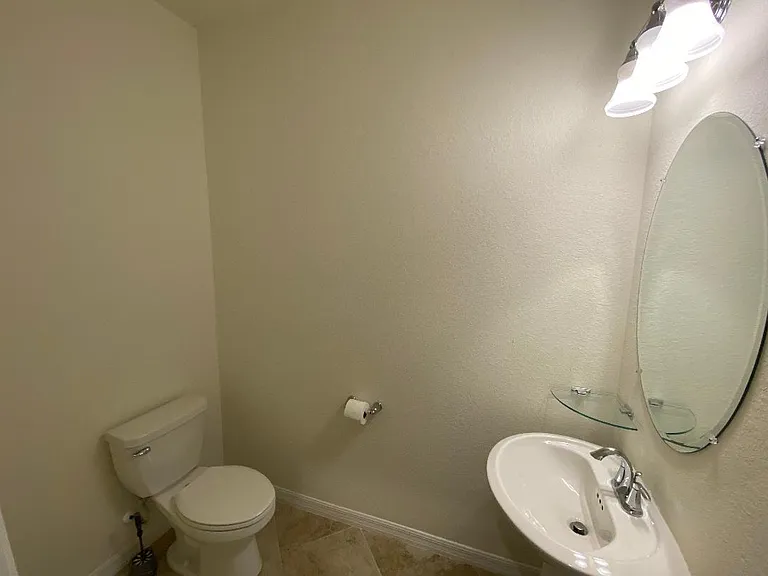 20270 Lagente Cir — Photo 15