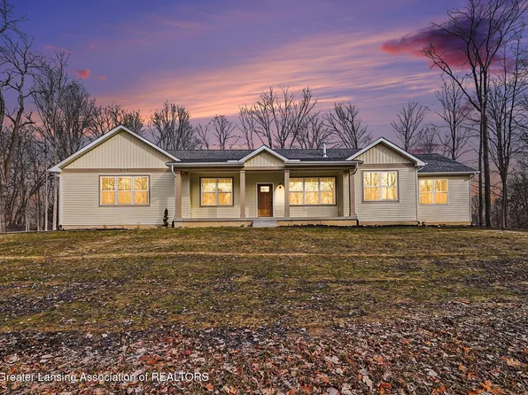 917 Chickasaw Dr, Mason, MI 48854