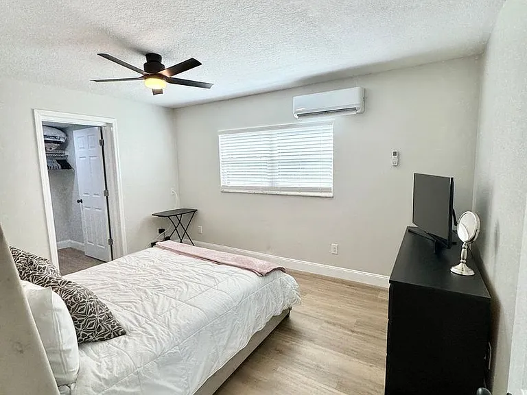 439 Carroll St — Photo 27