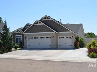 439 W Great Basin Dr, Meridian, ID 83646