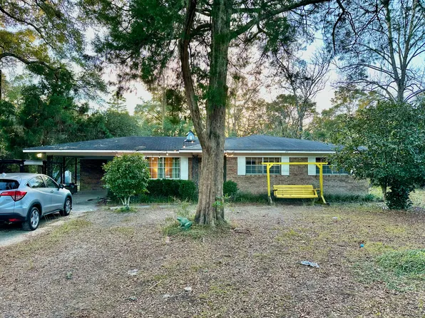 8662 State Highway 81, Ponce De Leon, FL 32455