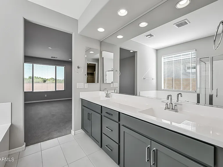 7144 W Coles Rd — Photo 17
