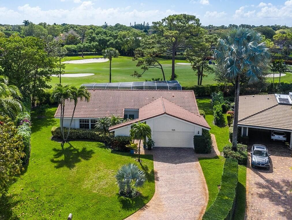 925 Foxpointe Cir, Delray Beach, FL 33445 | Zillow