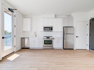 Division 29, Portland, OR 97202