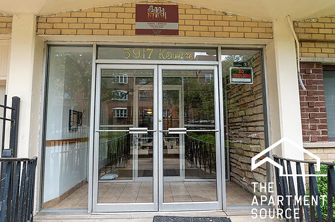 5917 N Kenmore Ave #426 — Photo 11