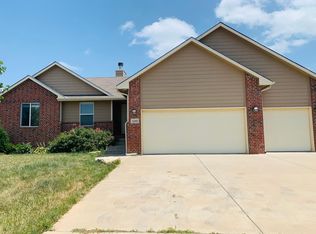 2109 E Lotus Ct, Andover, KS 67002