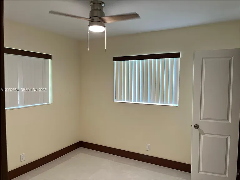 2231 NW 9th Pl — Photo 16