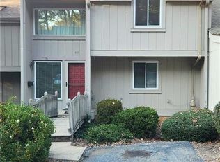 127 Lamplighter Cir, Winston Salem, NC 27104