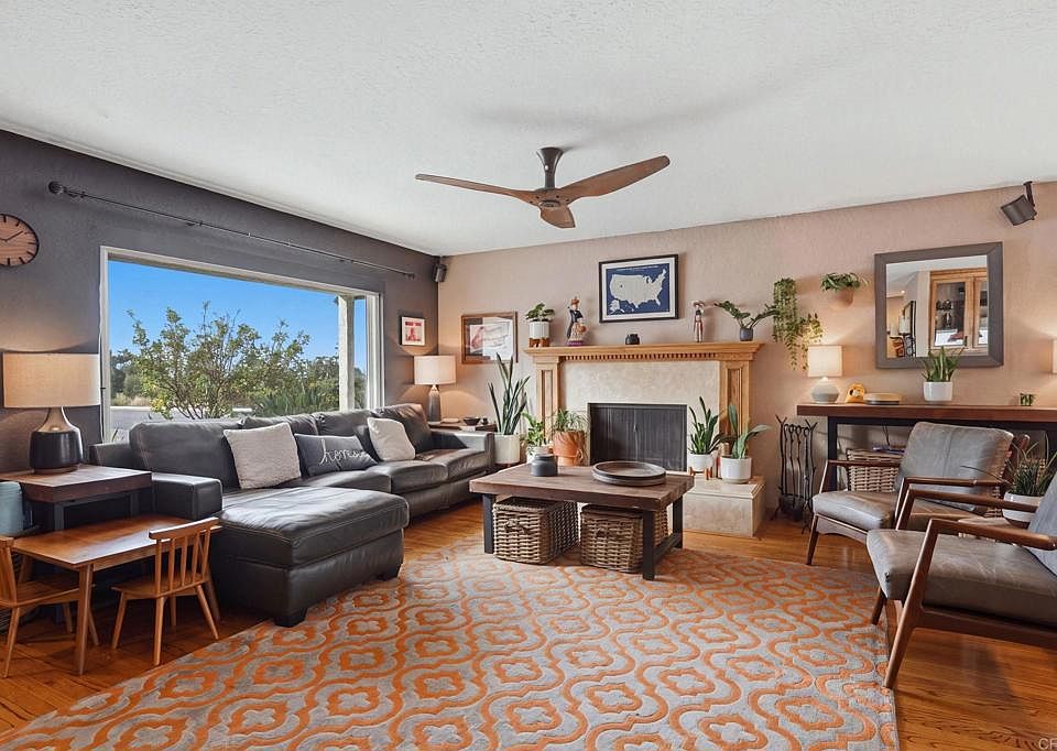 1st image of 320 Apollo Dr