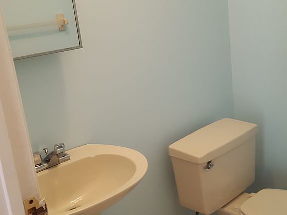 5th image of 34 Temple Ct