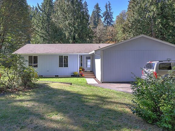2nd image of 26104 162nd Avenue E