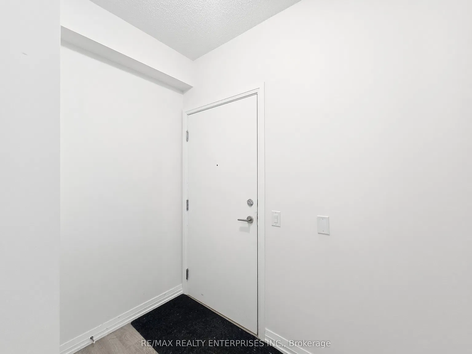 50 Thomas Riley Rd — Photo 3