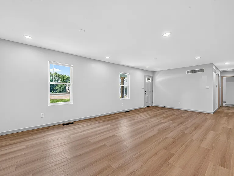 4105 Amy Ct — Photo 12