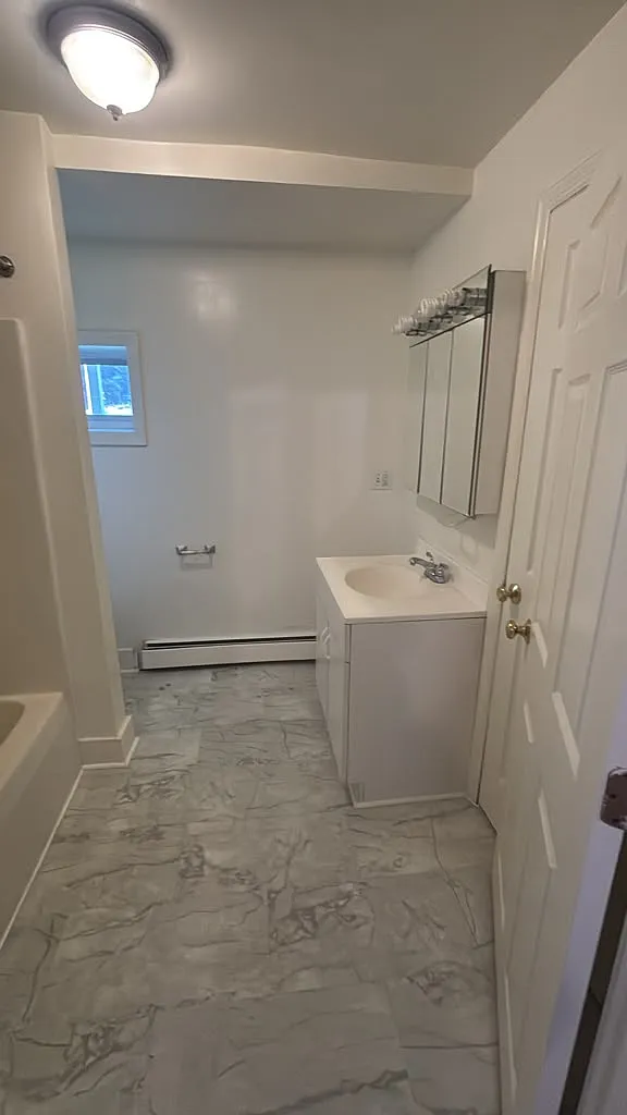2 bed, $1,350 — Photo 4