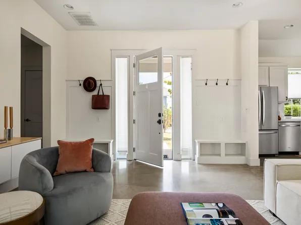1176 Lott Ave, Austin, TX 78721