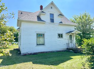 108 5th St, Kathryn, ND 58049