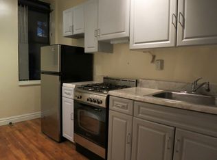 452 9th Ave APT 6, New York, NY 10018