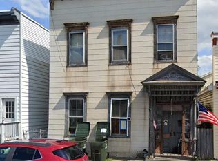 79 George St, Green Island, NY 12183