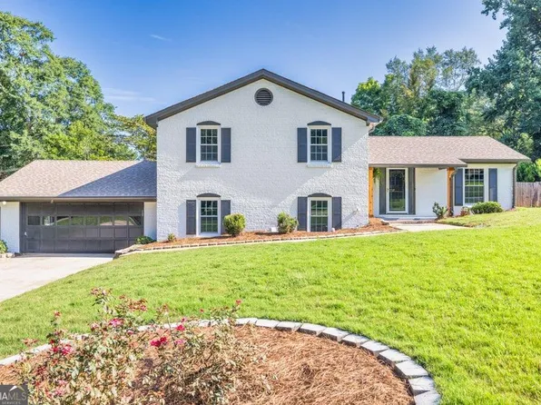 3734 Citation Dr, Decatur, GA 30034