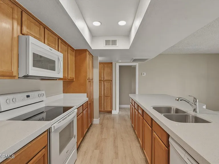 309 E Pebble Beach Dr — Photo 8