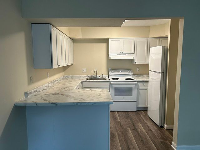 1st image of 253 Keystone Dr #2