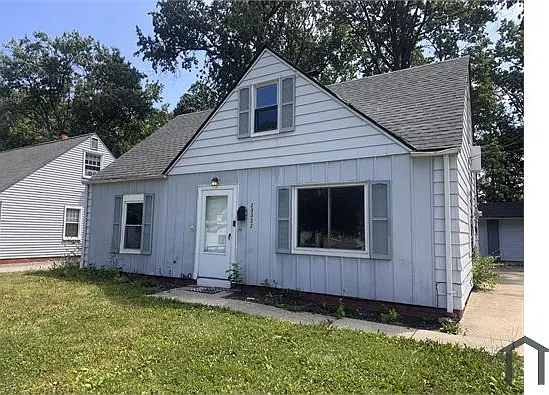 23332 Williams Ave — Photo 1