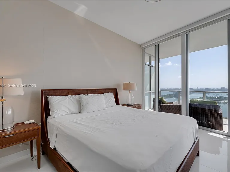 1100 Biscayne Blvd #3901 — Photo 11