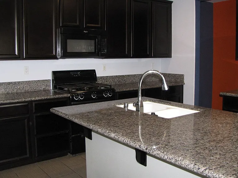 15645 Calabria Ct — Photo 4