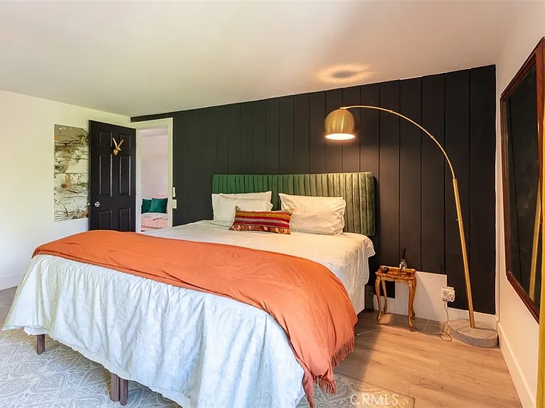 220 Oak Dr — Photo 27