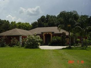 1627 McLin Dr, Plant City, FL 33565