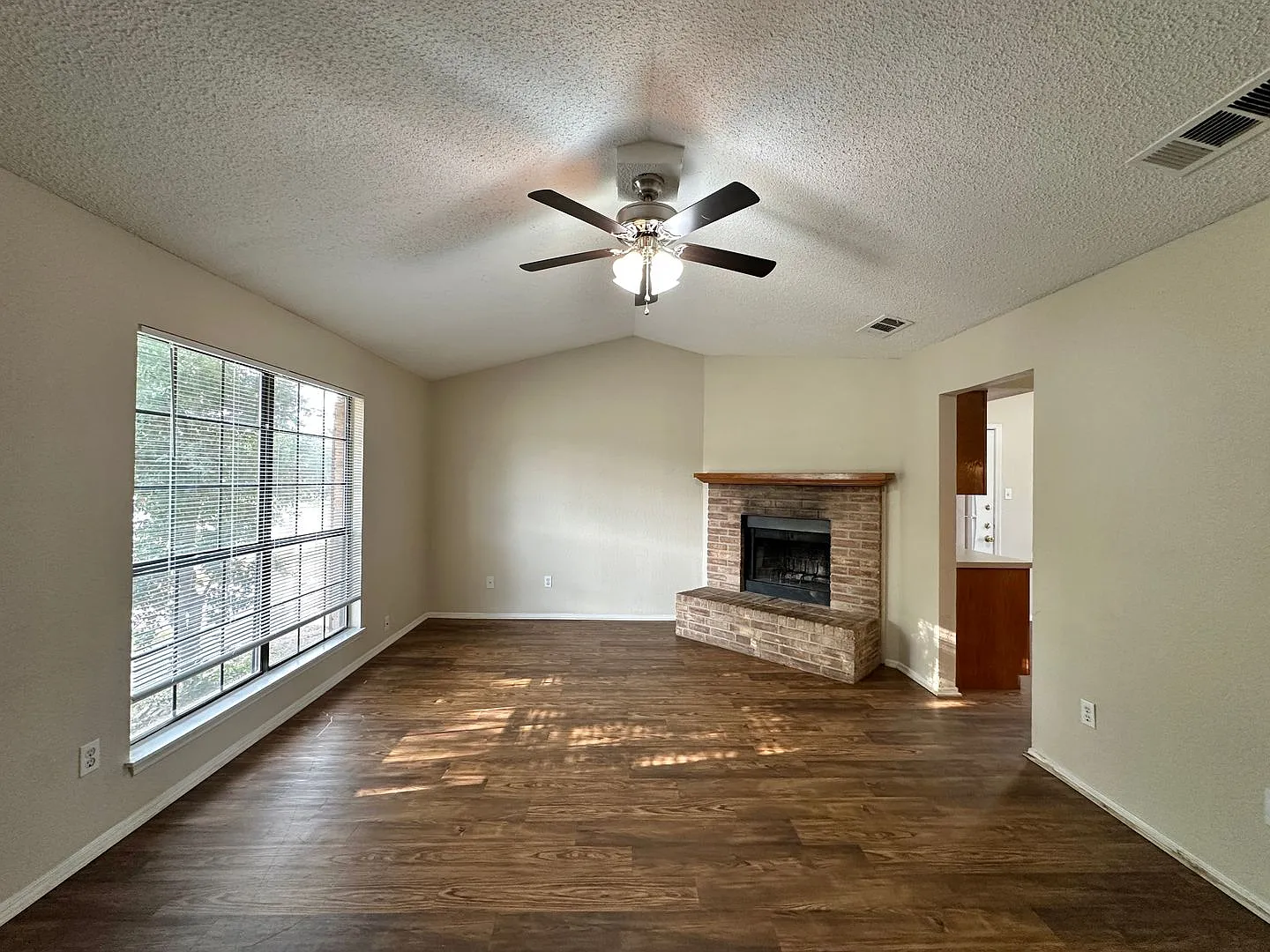 2416 Grasslands Dr — Photo 3