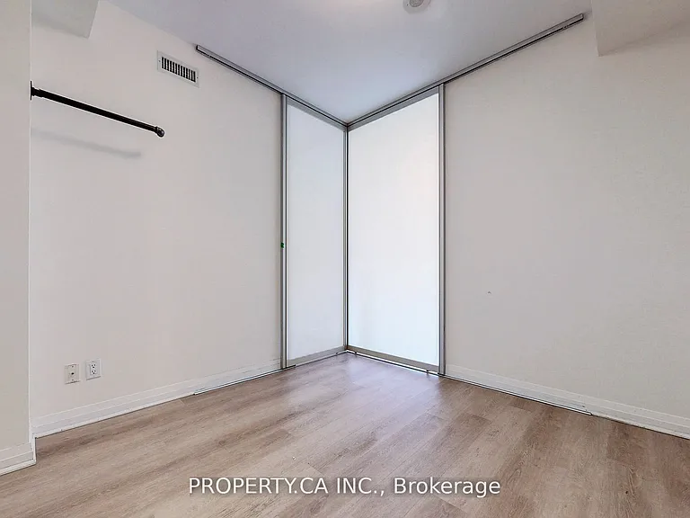 8 Mercer St #710 — Photo 10