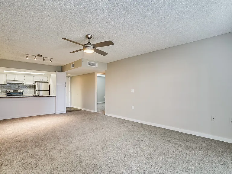 Tempe Vista — Photo 48