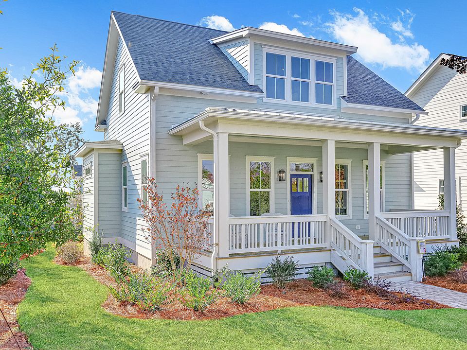 1st image of 610 Mackenzie Circle
