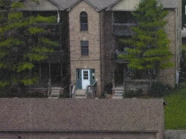 1579 S Riverside Ave APT 2A, Saint Clair, MI 48079