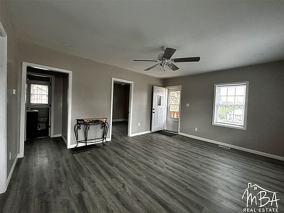 3rd image of 1601 5th Ave