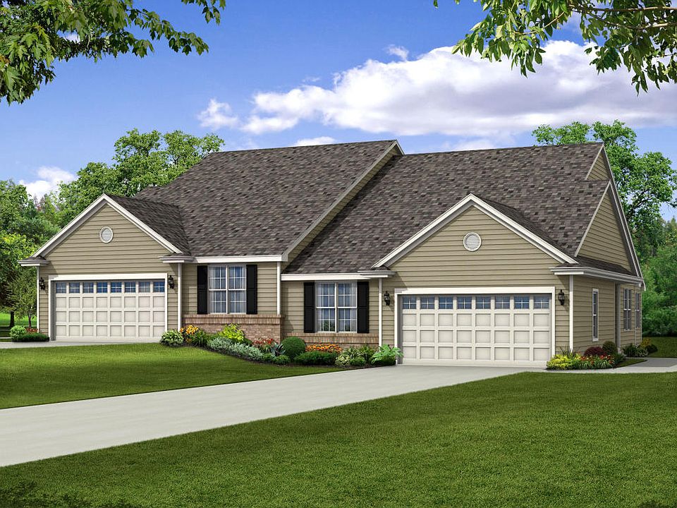 1st image of 495 Woodfield Cir