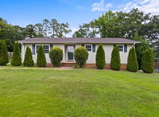 710 W Lee Rd, Taylors, SC 29687