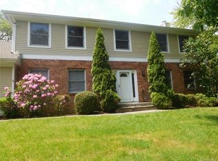 99 Rockledge Rd, Bronxville, NY 10708