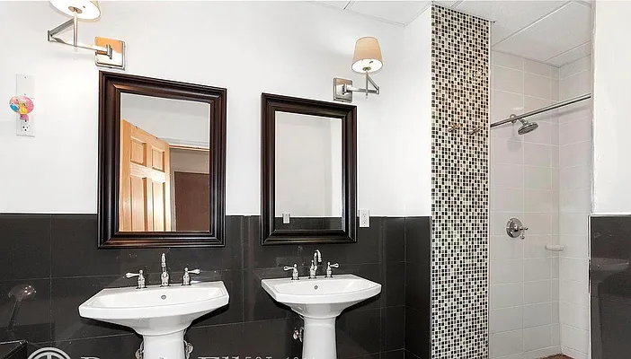 Rented by Compass | media 9