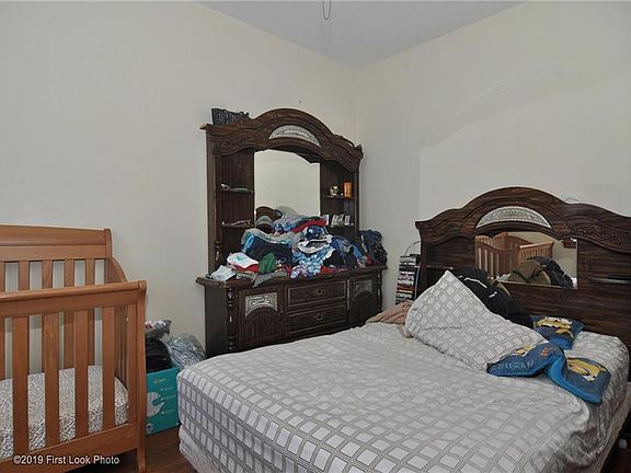 5th image of 183 Farmington Ave