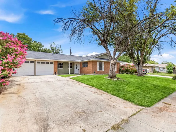 4623 OLD COACH LN, San Antonio, TX 78220