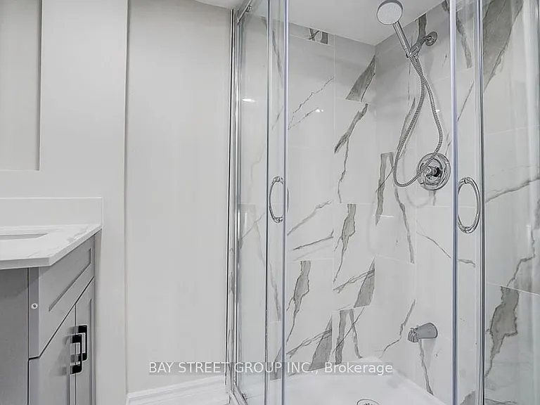 269 Shawnee Cir #LOWER — Photo 17