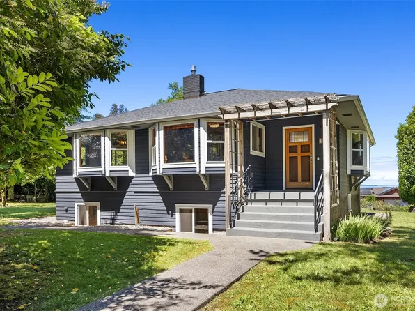 10308 SW 116th Avenue, Vashon, WA 98070