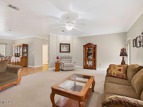 5th image of 12805 Larue Rd